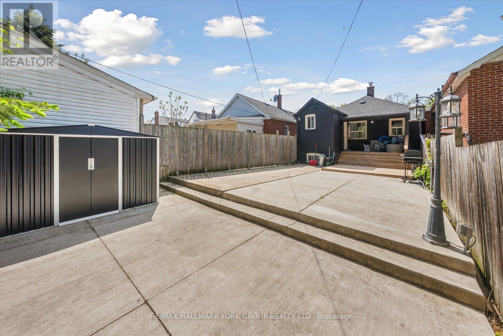 49 Cordella Avenue, Toronto, Ontario  M6N 2J7 - Photo 35 - W13191836