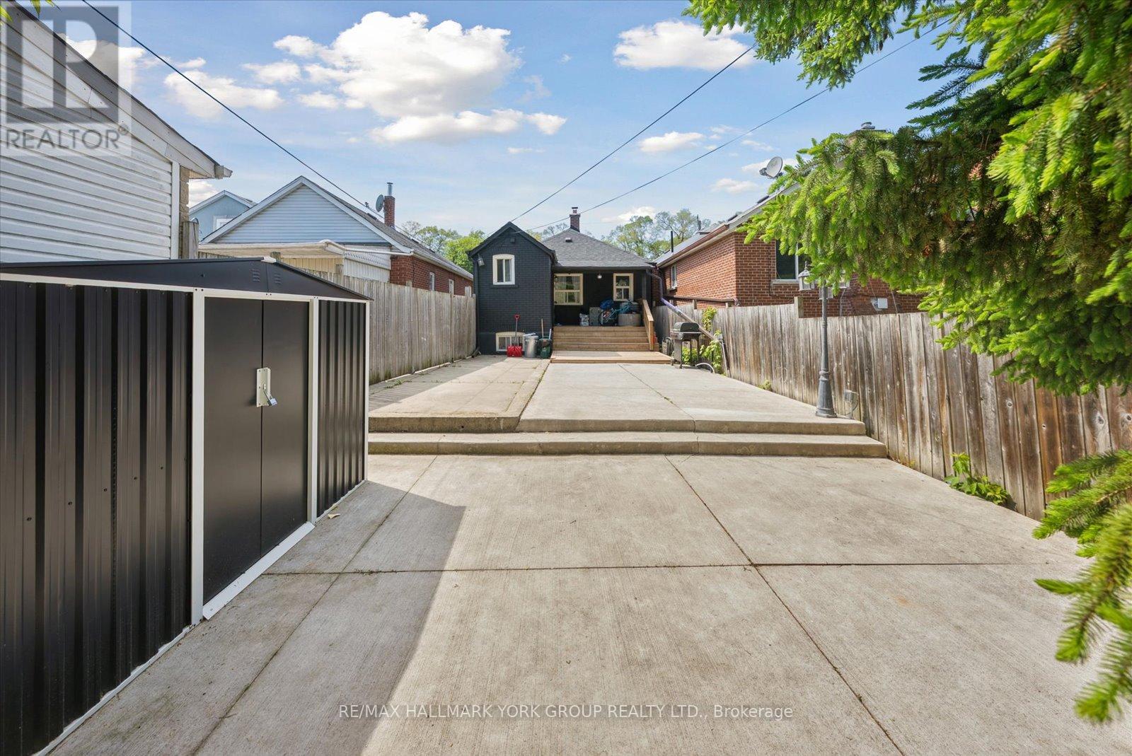 49 Cordella Avenue, Toronto, Ontario  M6N 2J7 - Photo 36 - W13191836