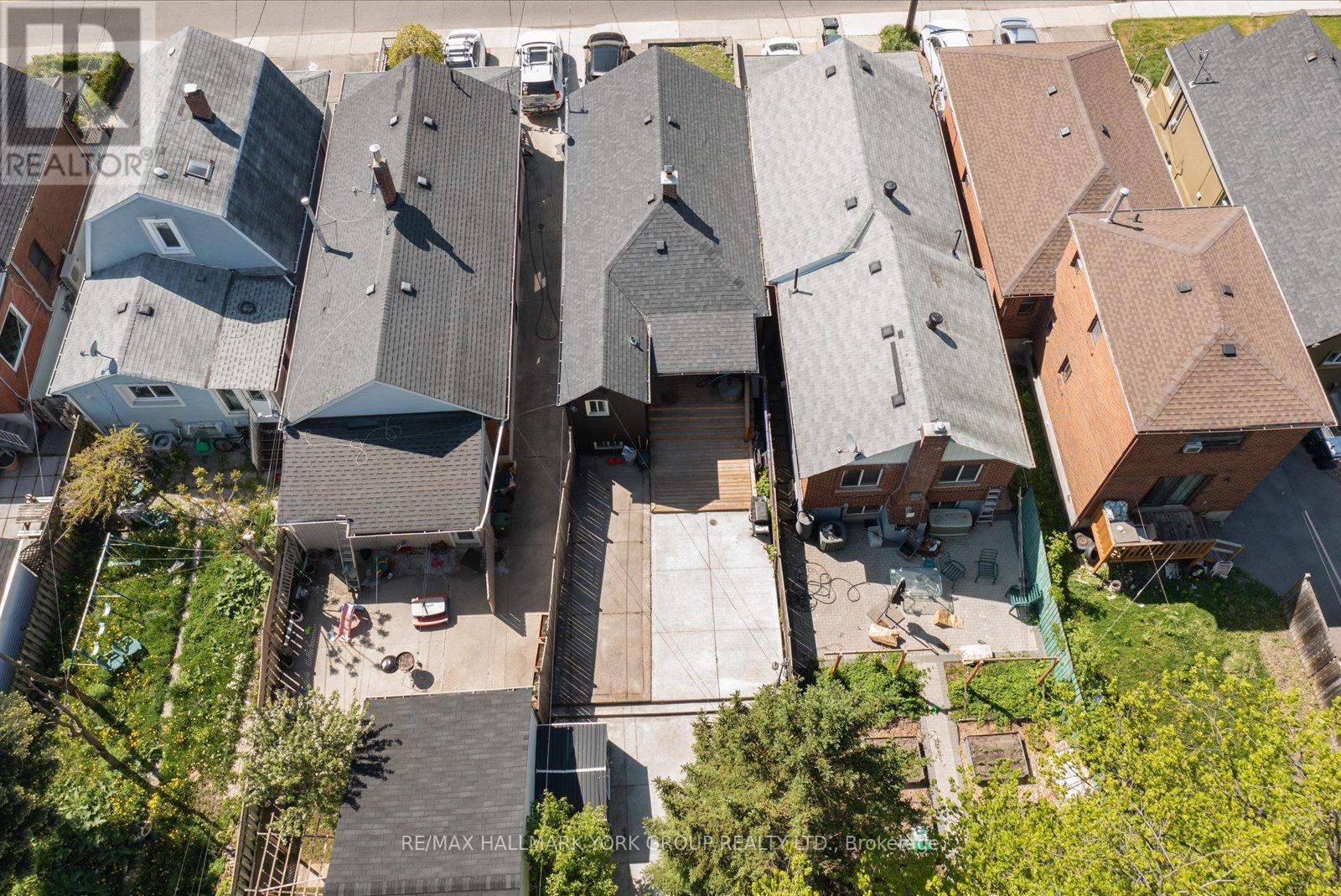 49 Cordella Avenue, Toronto, Ontario  M6N 2J7 - Photo 39 - W13191836