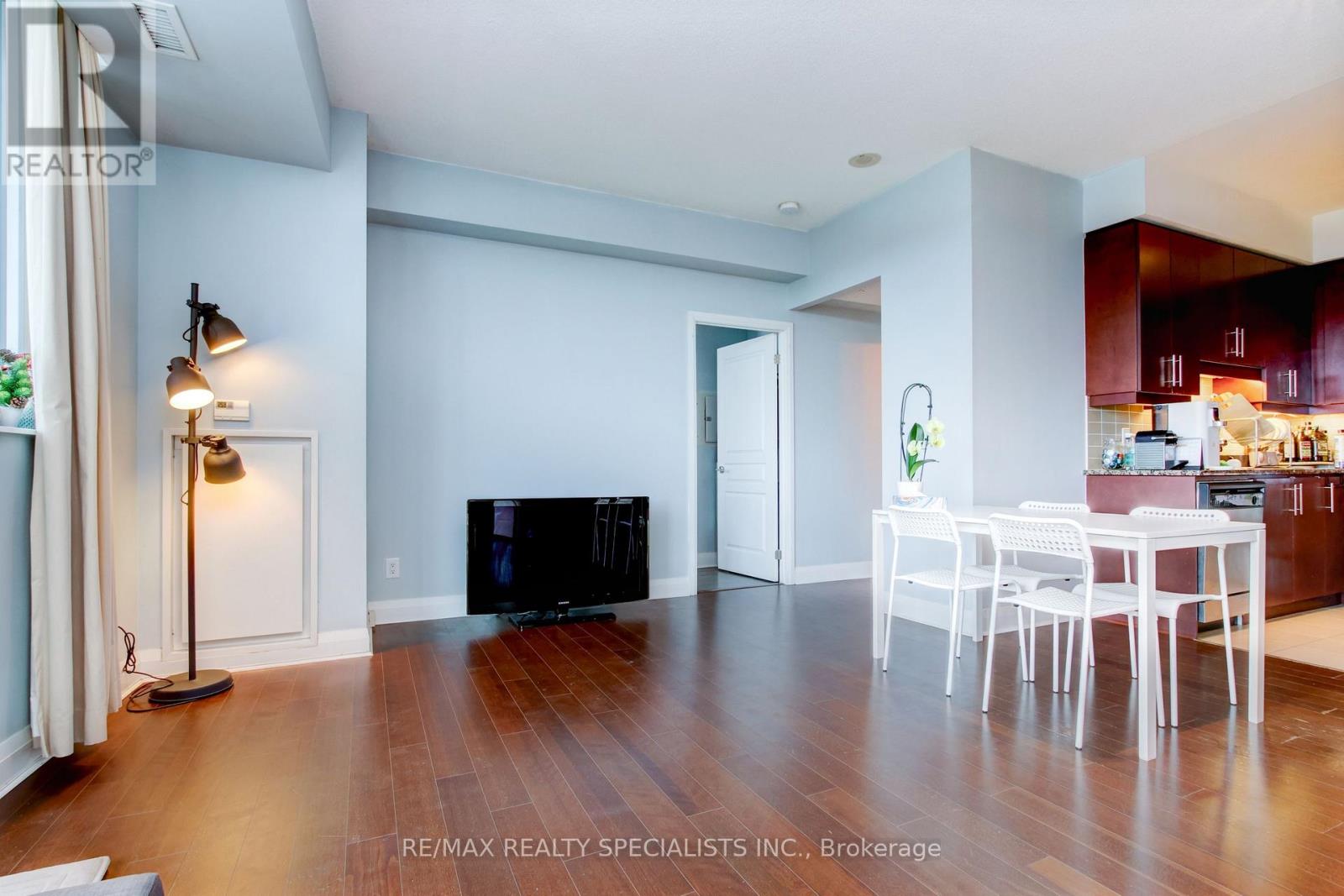 1005 - 1 Hurontario Street, Mississauga, Ontario L5G 0A3 - Photo 10 - W13191932