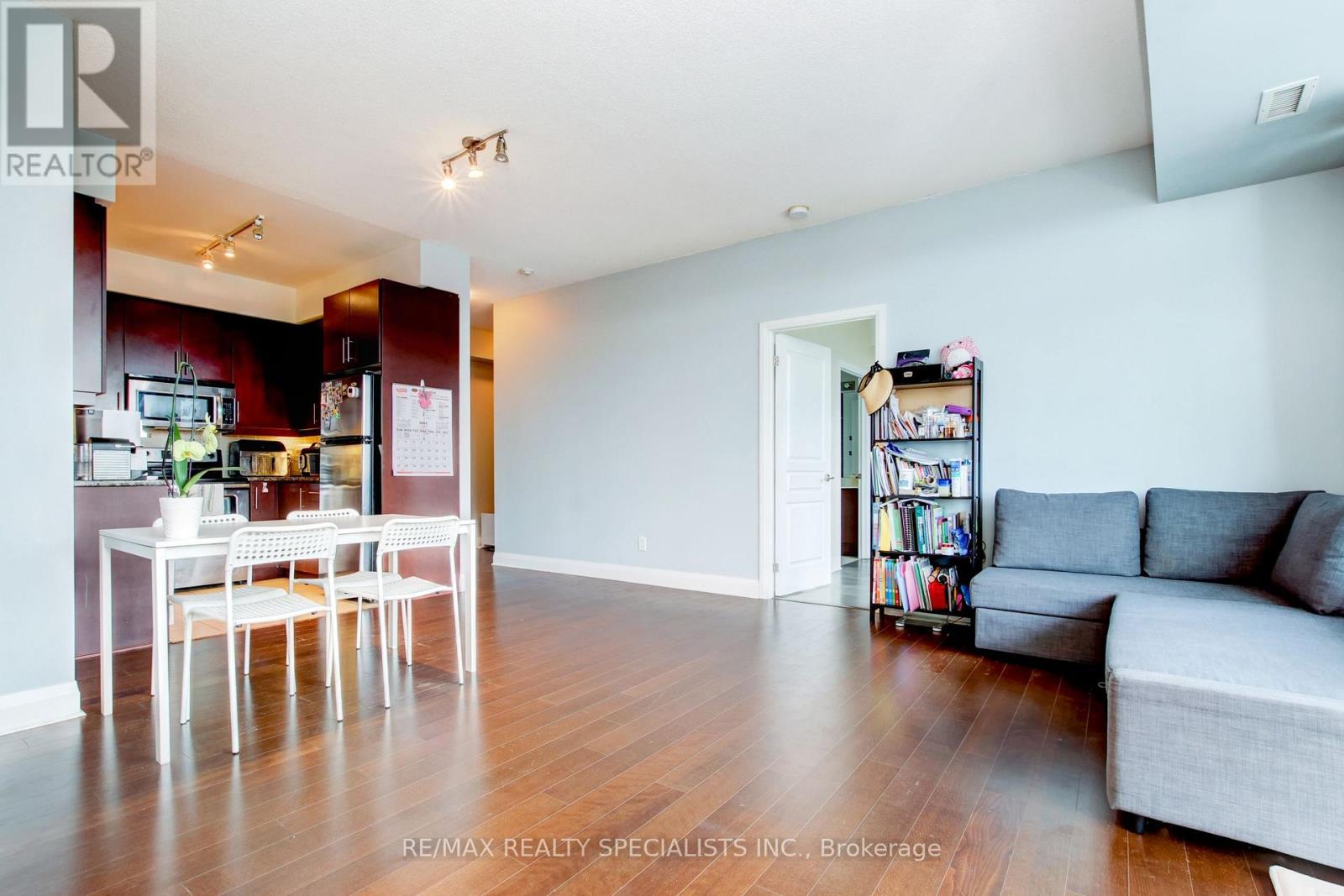 1005 - 1 Hurontario Street, Mississauga, Ontario L5G 0A3 - Photo 8 - W13191932
