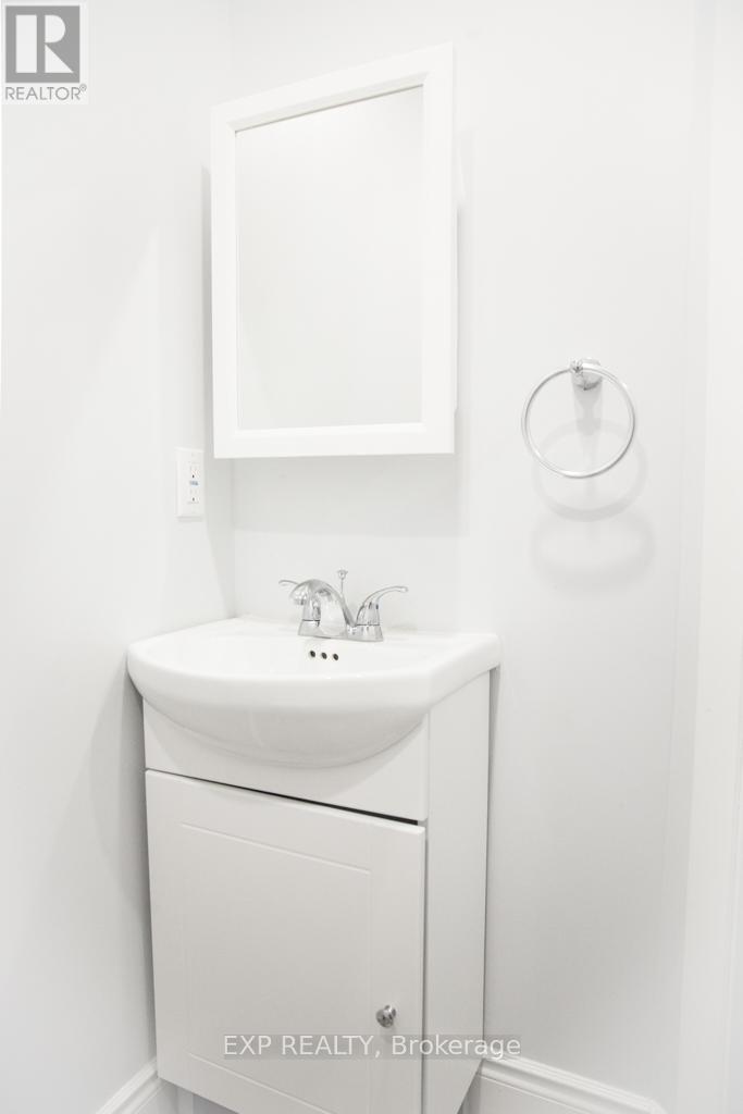 5 - 259 Lakeshore Road E, Mississauga, Ontario  L5G 1G8 - Photo 13 - W13192354