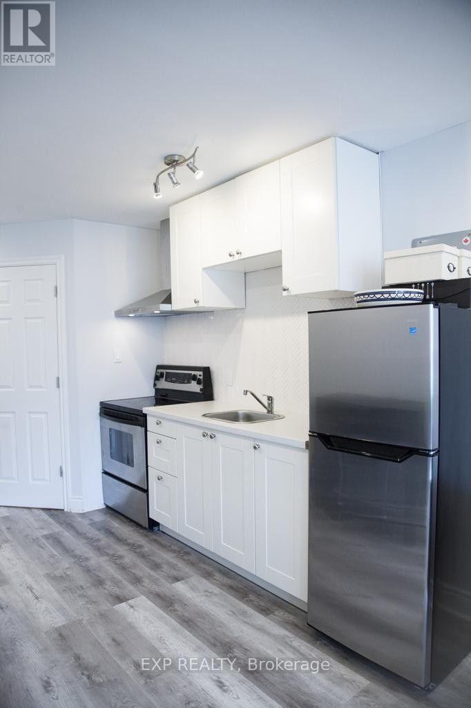 5 - 259 Lakeshore Road E, Mississauga, Ontario  L5G 1G8 - Photo 14 - W13192354