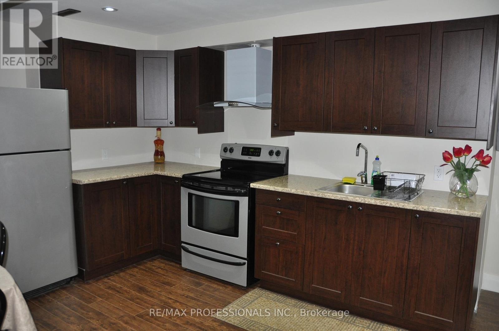 Bsmt - 4889 Potomac Court, Mississauga, Ontario  L5R 0B1 - Photo 4 - W13192522