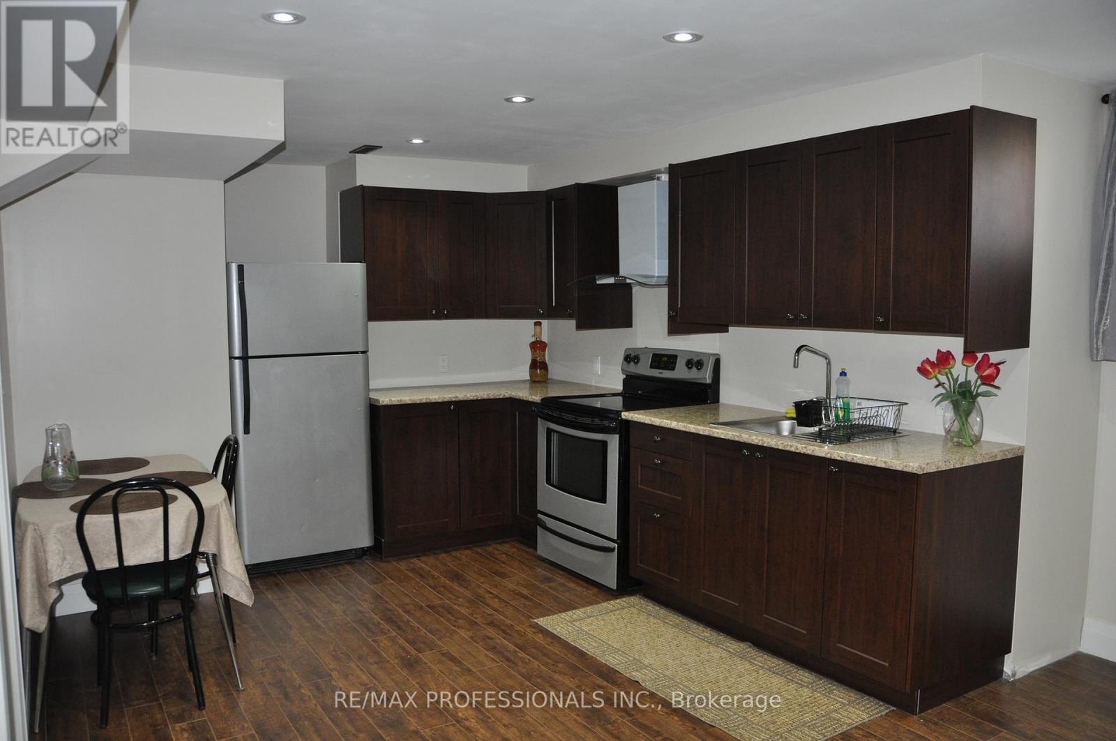 Bsmt - 4889 Potomac Court, Mississauga, Ontario  L5R 0B1 - Photo 6 - W13192522
