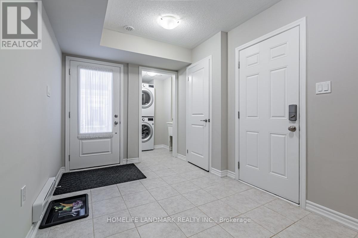 146 Stork Street, Oakville, Ontario  L6H 7B5 - Photo 2 - W13192524