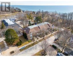 23 CHISHOLM STREET, Oakville, Ontario