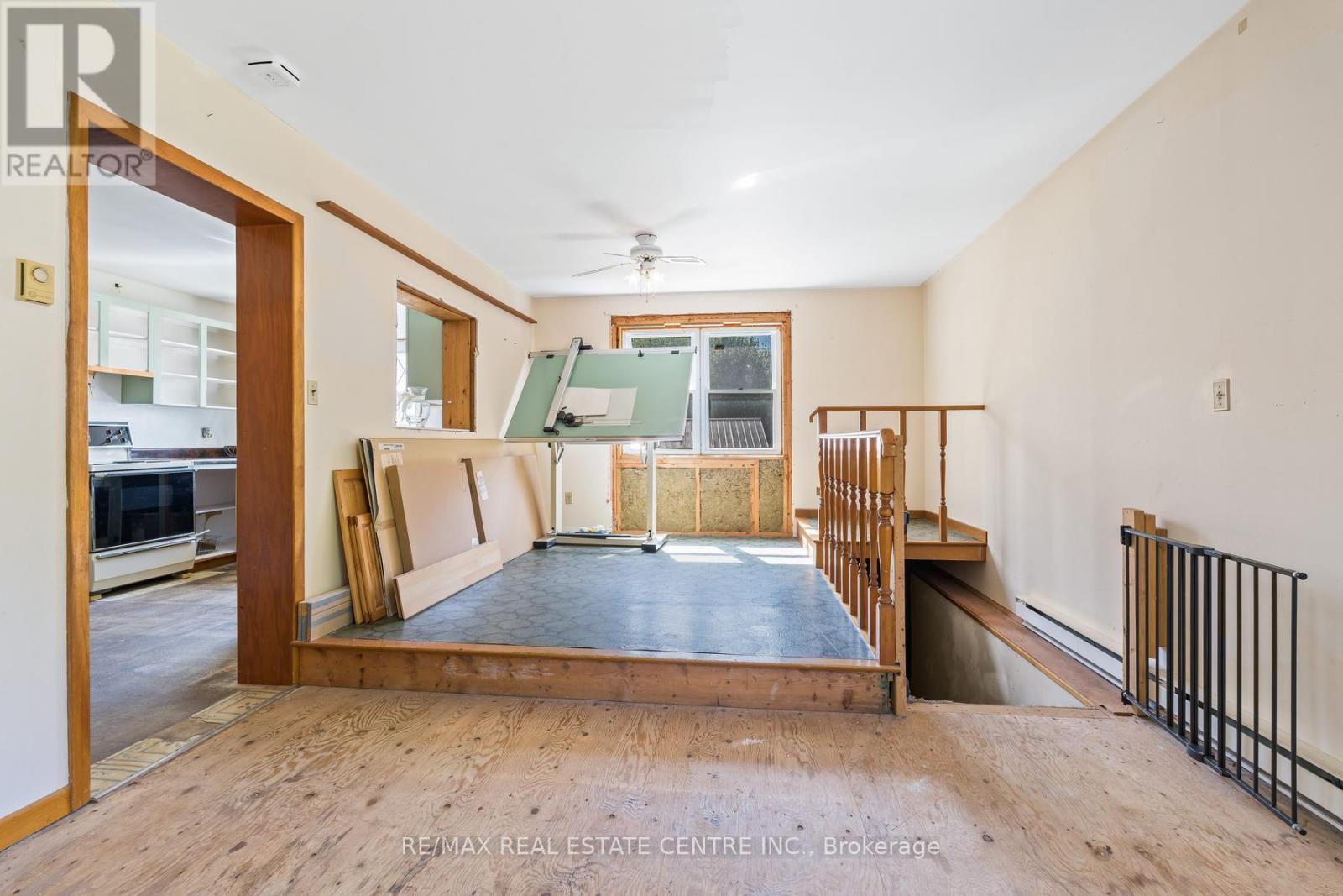 44 Willow Street S, Halton Hills, Ontario  L7J 2A2 - Photo 12 - W13192780