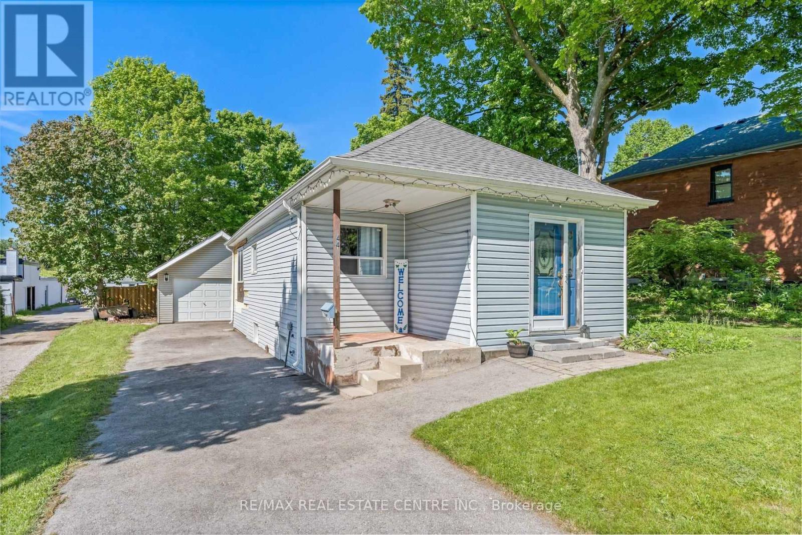 44 Willow Street S, Halton Hills, Ontario  L7J 2A2 - Photo 4 - W13192780