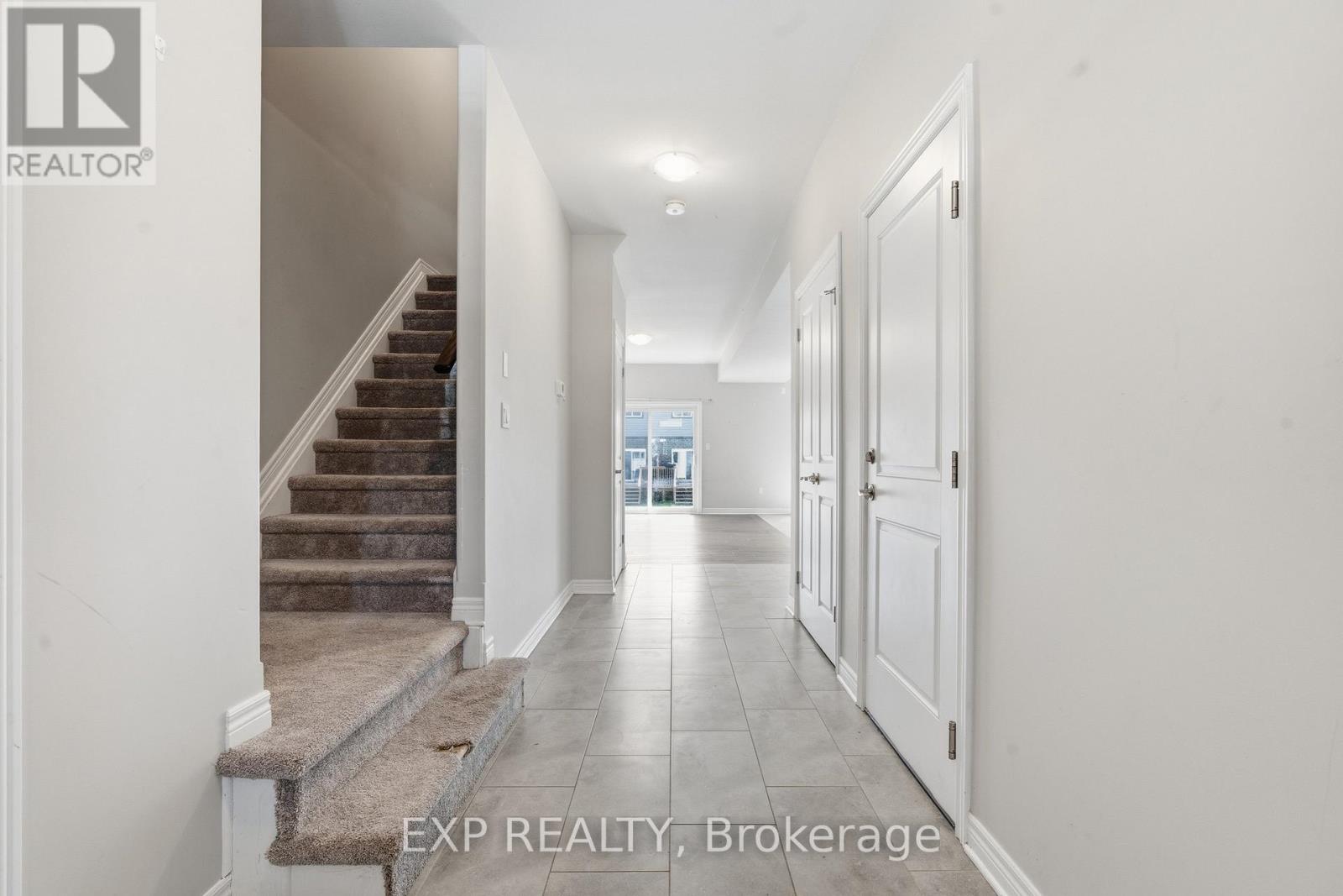 15 Bowman Crescent, Thorold, Ontario  L2V 0G3 - Photo 5 - X13193596