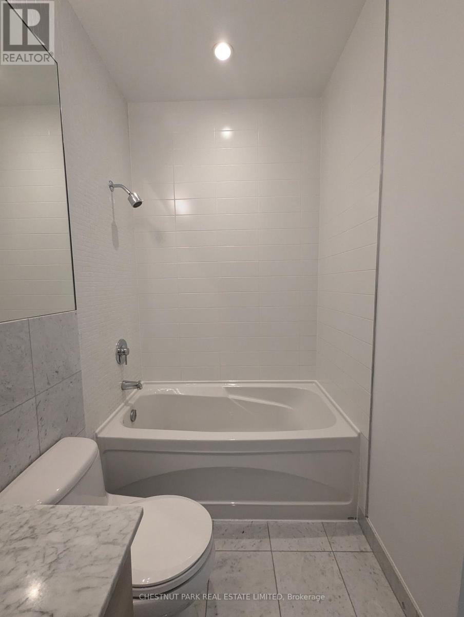 215 - 380 Macpherson Avenue, Toronto, Ontario M4V 3E3 - Photo 8 - C13175002