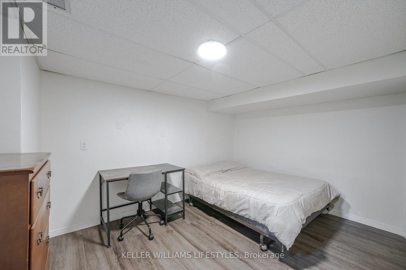 Main - 84 Wilson Avenue, London North, Ontario  N6H 1X6 - Photo 6 - X12855202