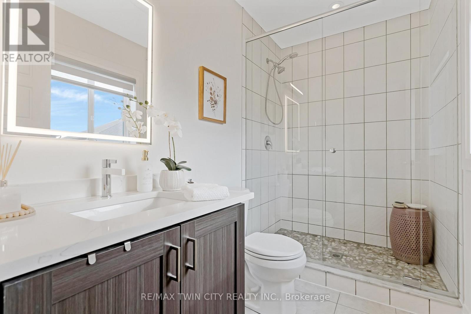 195 Hardcastle Drive, Cambridge, Ontario  N1S 0A8 - Photo 39 - X13191276