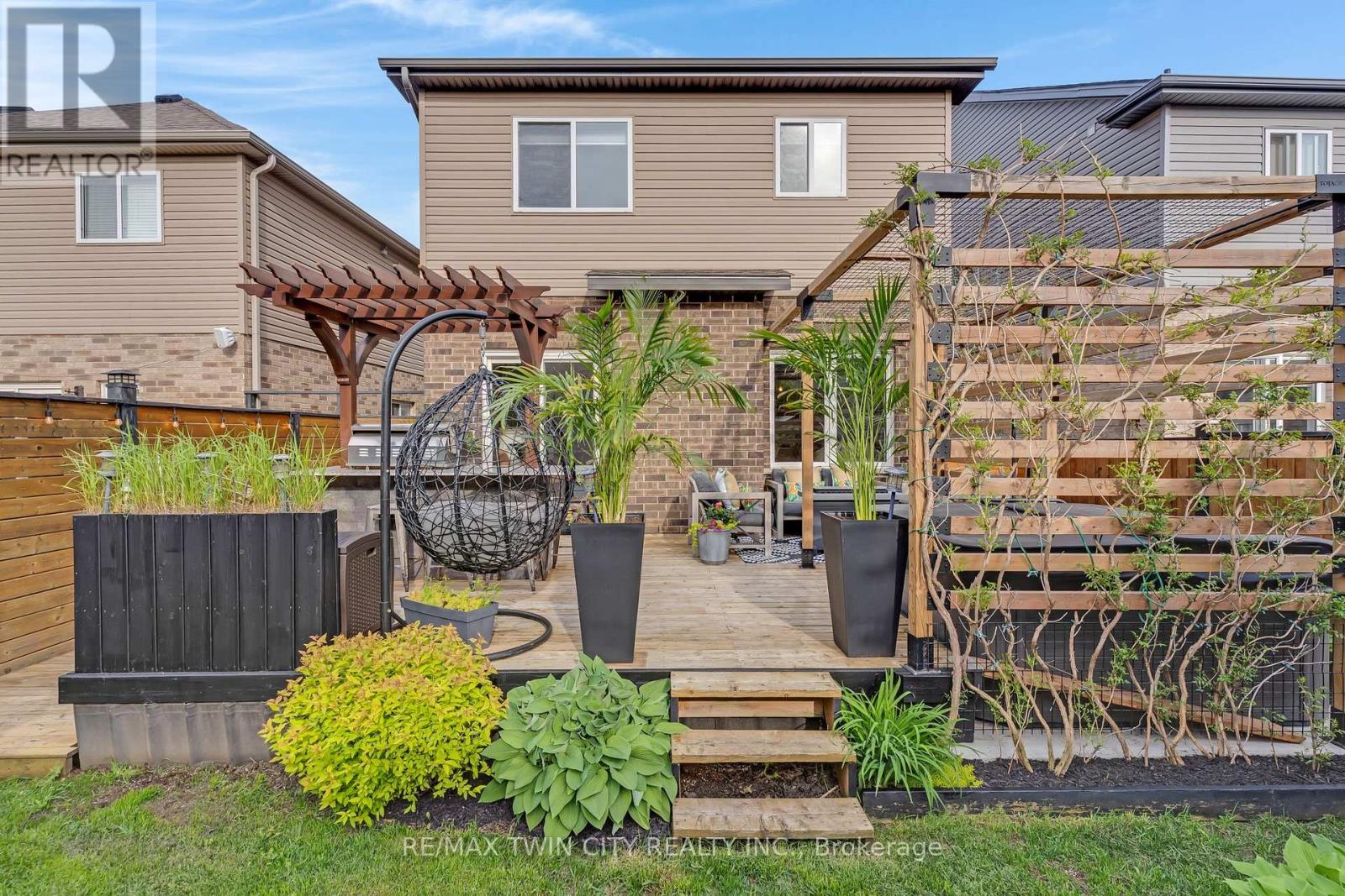 195 Hardcastle Drive, Cambridge, Ontario  N1S 0A8 - Photo 43 - X13191276