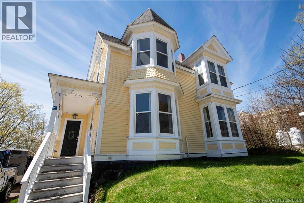 15 Allison Avenue, Sackville, New Brunswick  E4L 3L8 - Photo 2 - NB140407