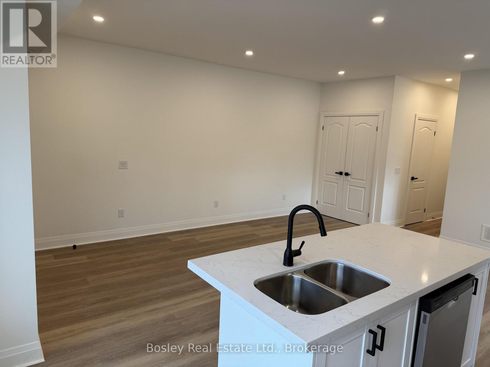 1 - 6 Golfview Drive, Collingwood, Ontario  L9Y 0G7 - Photo 4 - S13193288