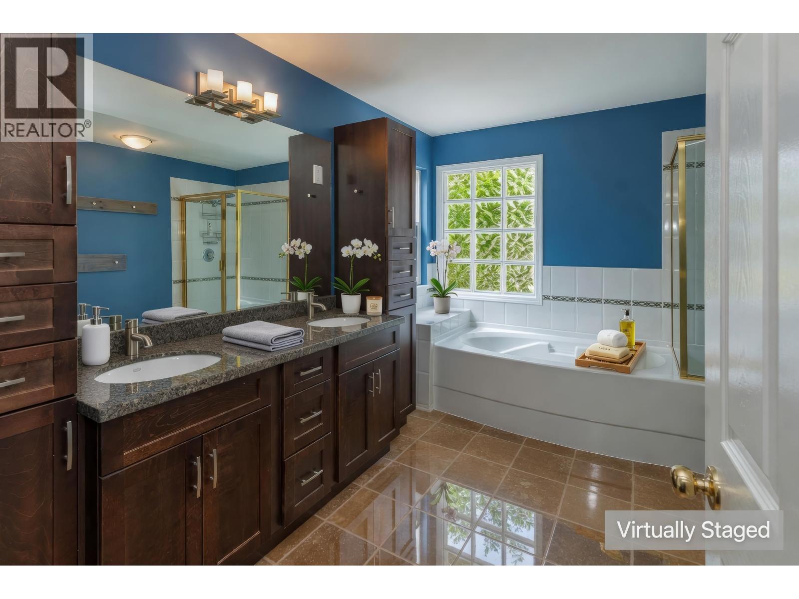 1722 Sugarpine Court, Coquitlam, British Columbia  V3E 3E4 - Photo 10 - R3128580