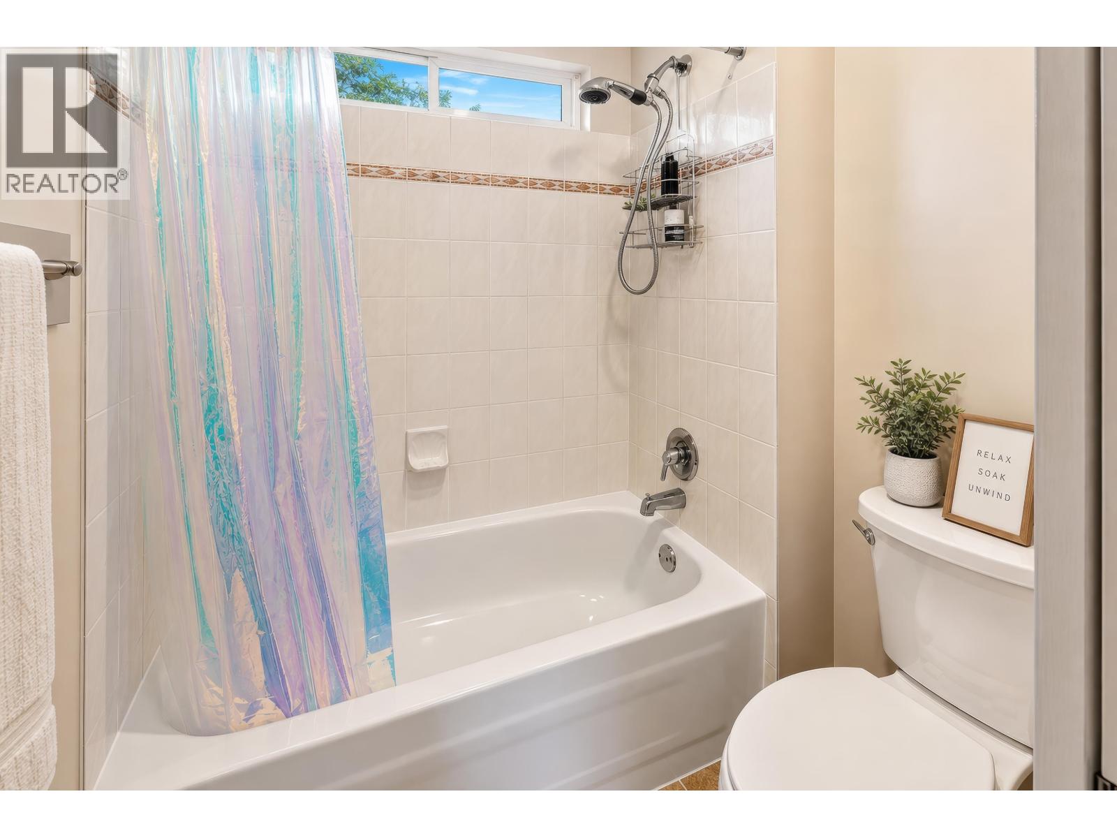 1722 Sugarpine Court, Coquitlam, British Columbia  V3E 3E4 - Photo 16 - R3128580