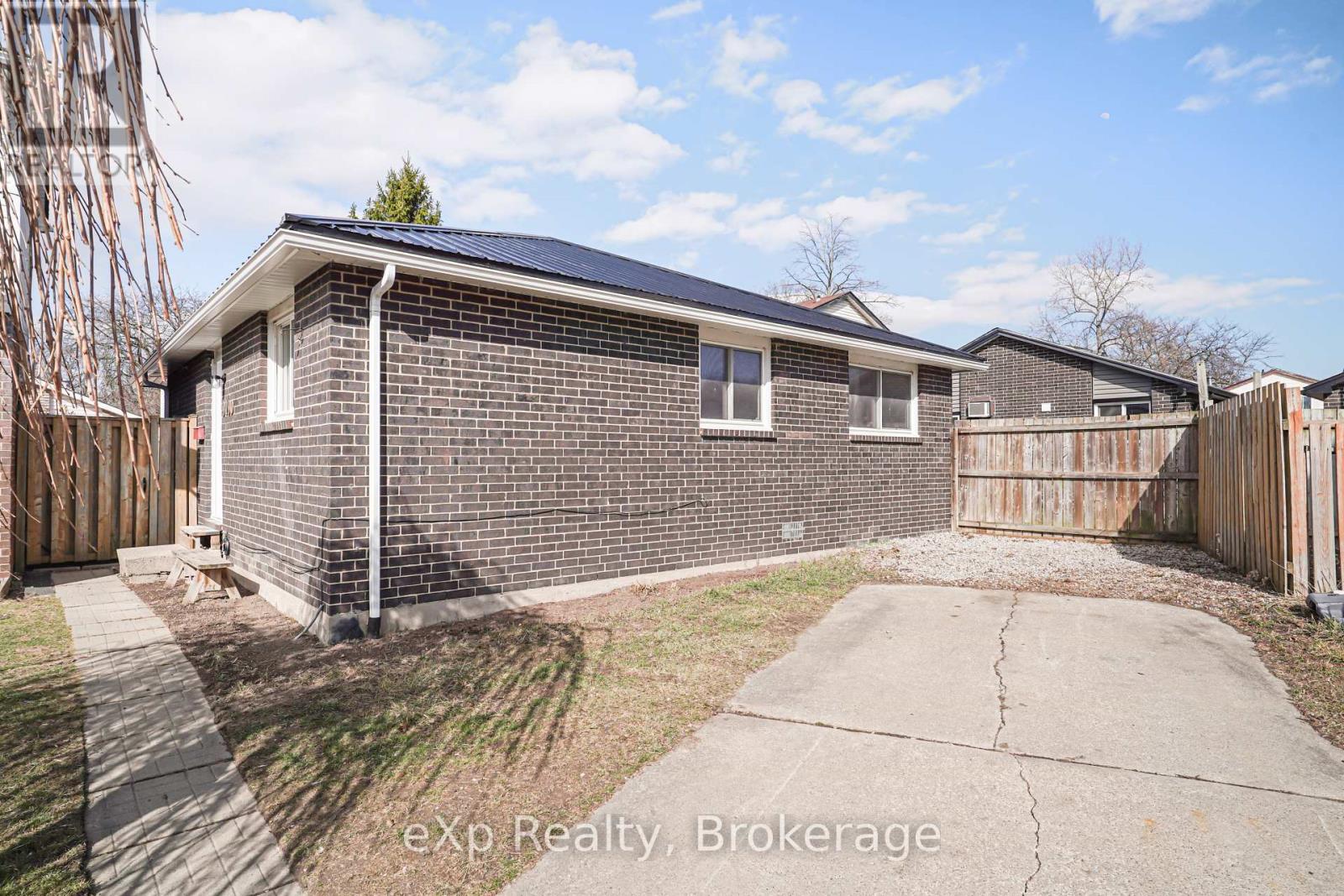 9190 Blencarn Court, Windsor, Ontario  N8S 4L3 - Photo 34 - X13193102