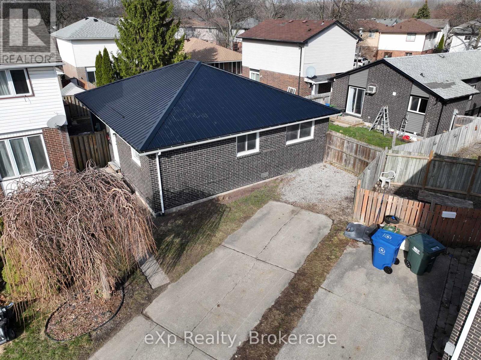 9190 Blencarn Court, Windsor, Ontario  N8S 4L3 - Photo 4 - X13193102