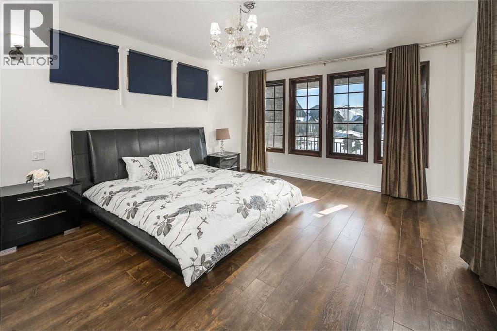 5 Elveden Point SW, Calgary, Alberta  T3H 3X8 - Photo 19 - A2297598