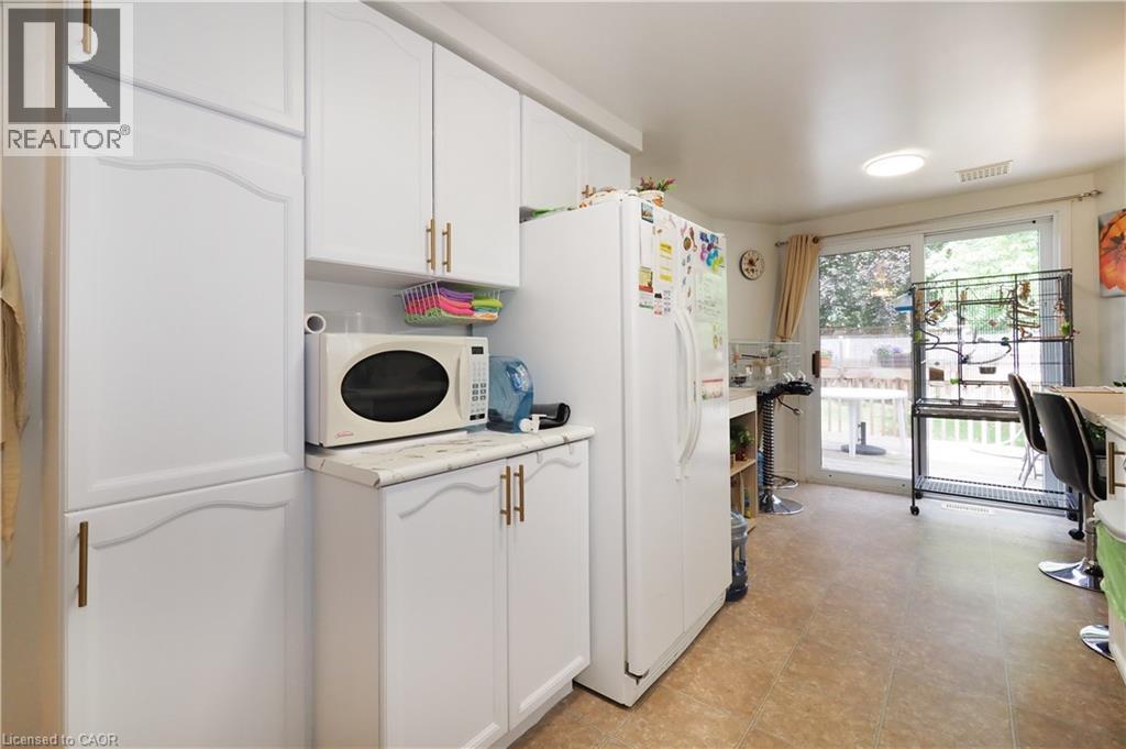 429 Exmoor Street, Waterloo, Ontario  N2K 3X5 - Photo 11 - 40833827