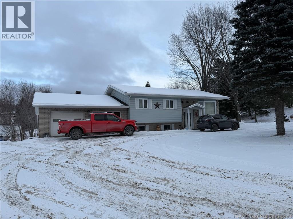 711 Victoria Street, Edmundston, New Brunswick  E3V 3S9 - Photo 15 - NB130994