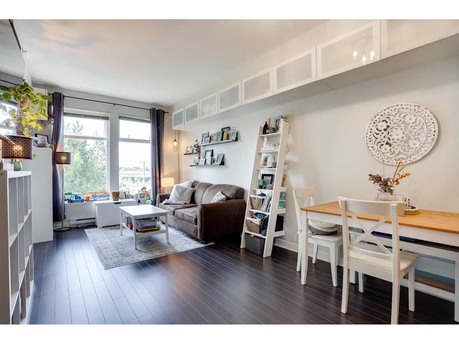 457 6758 188 Street, Surrey, British Columbia  V4N 6K2 - Photo 3 - R3113524