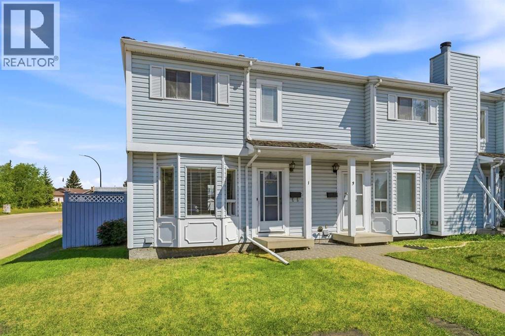 1 Greig Close, Red Deer, Alberta T4P 3L6 - Photo 1 - A2314591