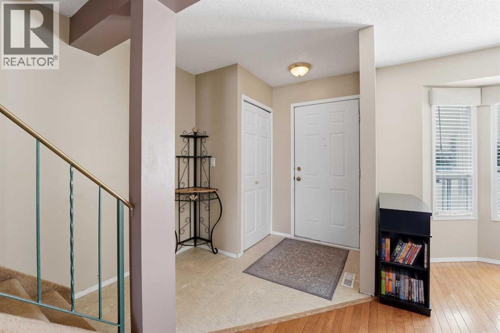 1 Greig Close, Red Deer, Alberta T4P 3L6 - Photo 7 - A2314591