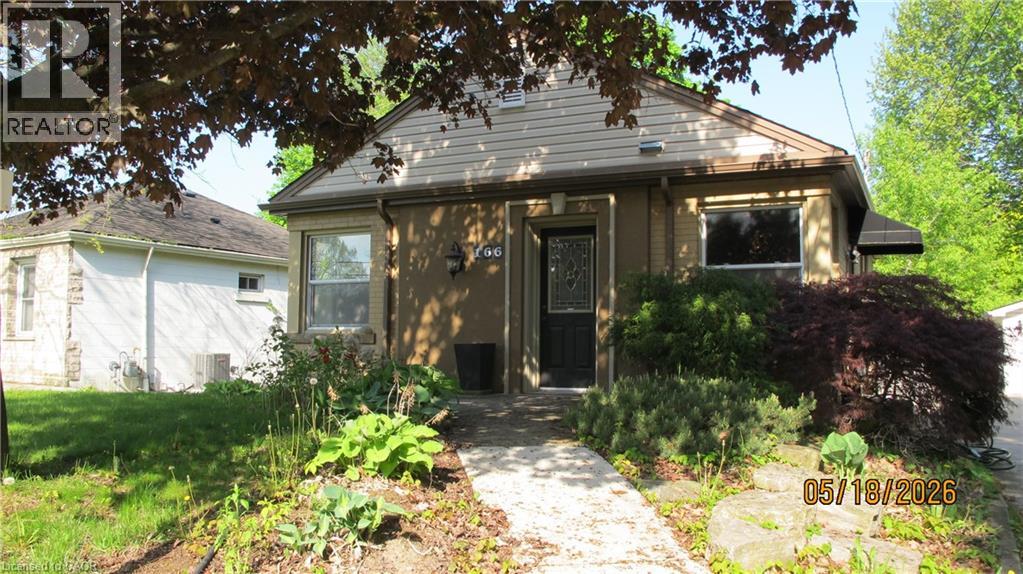 166 Haddon Avenue S, Hamilton, Ontario  L8S 1Y1 - Photo 1 - 40831222