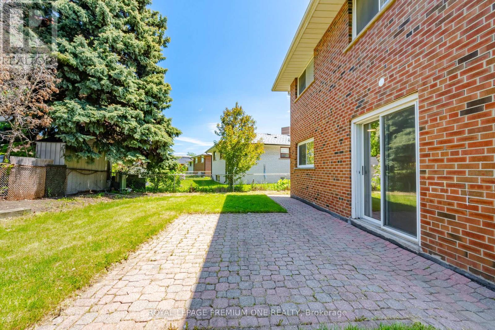 3195 Golden Orchard Drive, Mississauga, Ontario  L4Y 3G7 - Photo 42 - W13192042