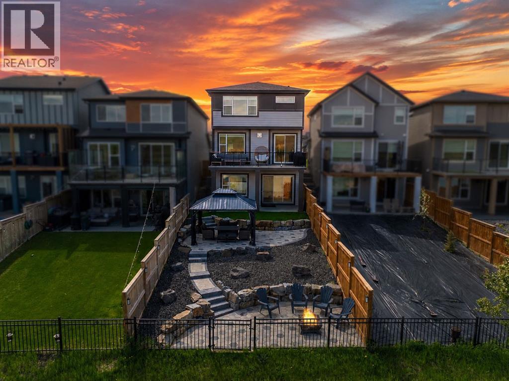 152 Cranbrook Gardens Se, Calgary, Alberta  T3M 3K6 - Photo 3 - A2314064