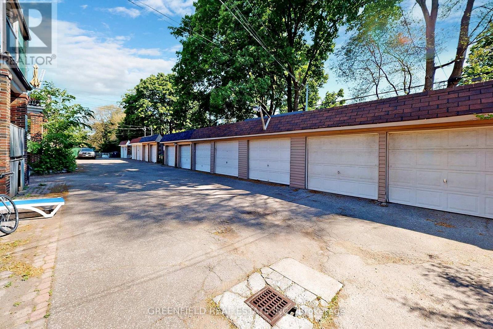 Upper - 1747 Bayview Avenue, Toronto, Ontario  M4G 3C5 - Photo 31 - C13192992