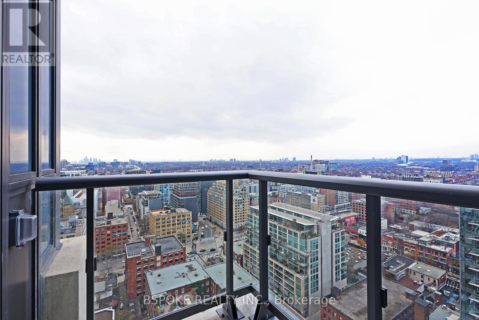2811 - 108 PETER STREET, Toronto, Ontario