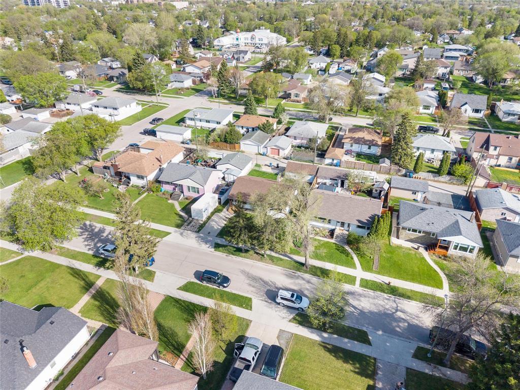 98 Portland Avenue, Winnipeg, Manitoba  R2M 1J5 - Photo 5 - 202611587