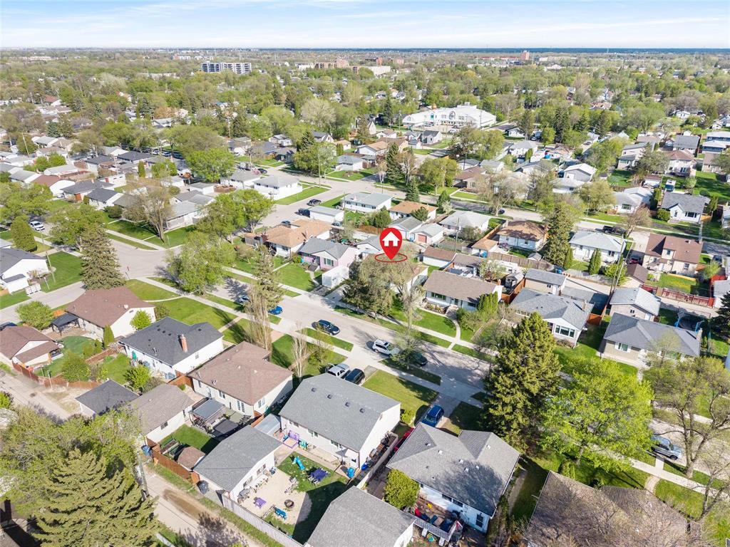 98 Portland Avenue, Winnipeg, Manitoba  R2M 1J5 - Photo 6 - 202611587