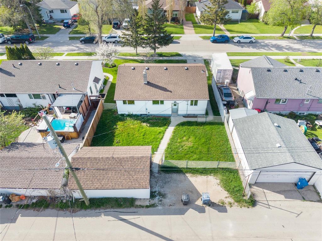 98 Portland Avenue, Winnipeg, Manitoba  R2M 1J5 - Photo 8 - 202611587