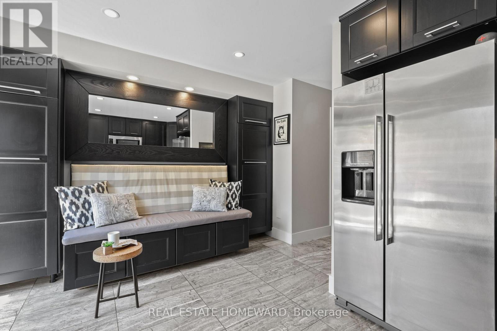 56 Osborne Avenue, Toronto, Ontario M4E 3B2 - Photo 18 - E13193054