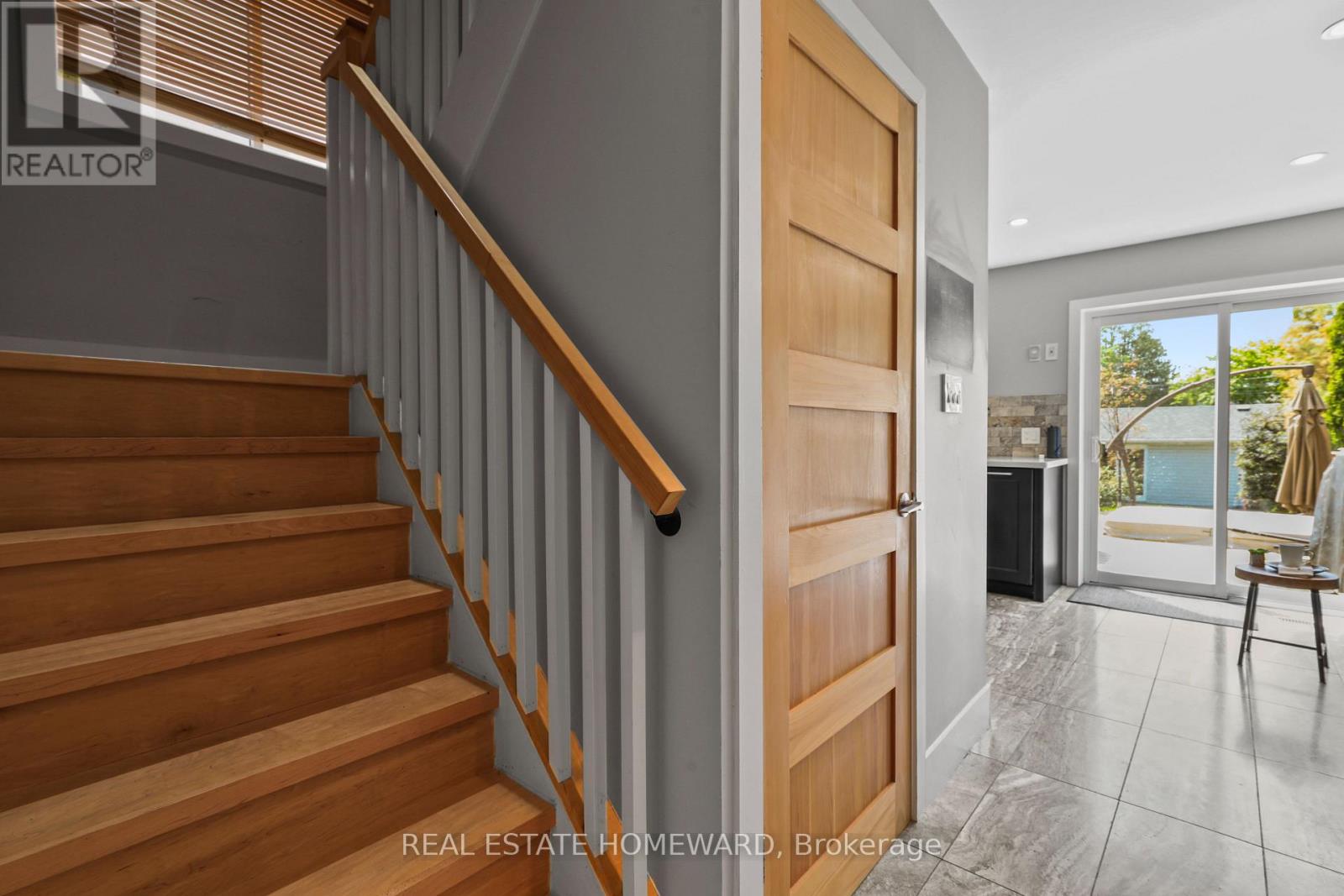 56 Osborne Avenue, Toronto, Ontario M4E 3B2 - Photo 19 - E13193054