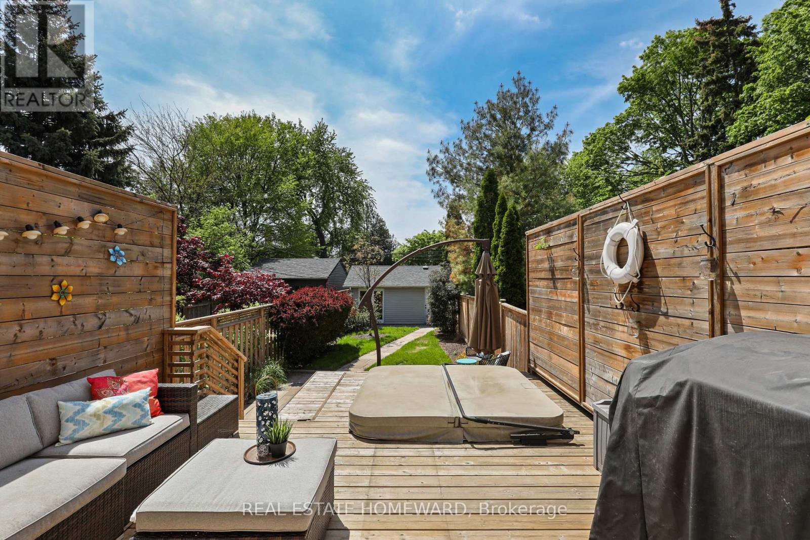 56 Osborne Avenue, Toronto, Ontario M4E 3B2 - Photo 35 - E13193054