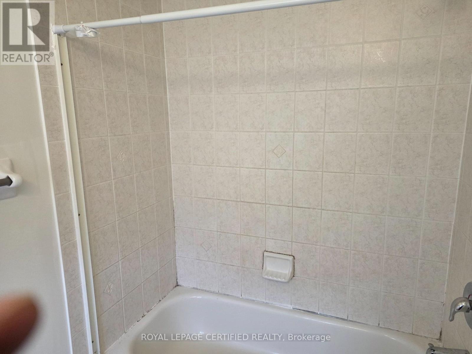 134 Kayla Crescent, Vaughan, Ontario  L6A 3P4 - Photo 13 - N13193124