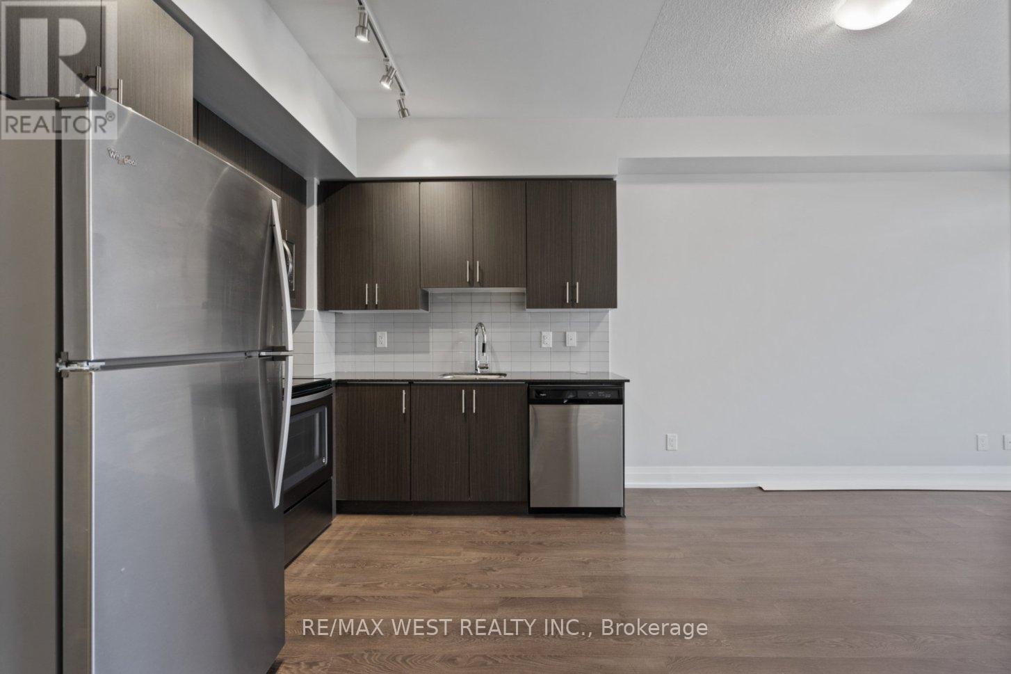 1504 - 3600 Highway 7 Road, Vaughan, Ontario  L4L 0G7 - Photo 11 - N13193190