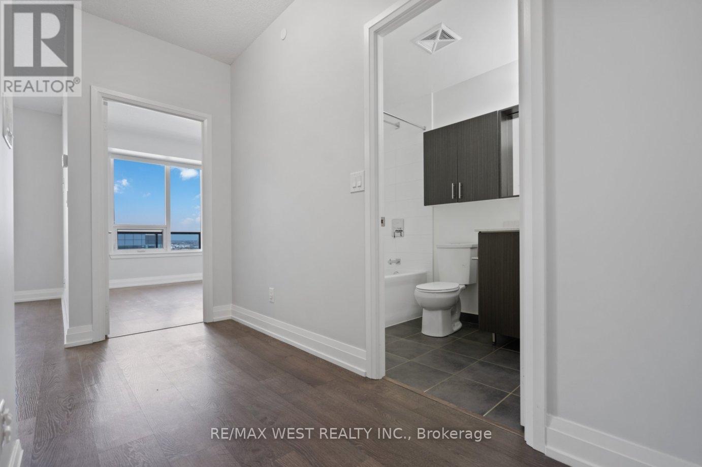 1504 - 3600 Highway 7 Road, Vaughan, Ontario  L4L 0G7 - Photo 6 - N13193190