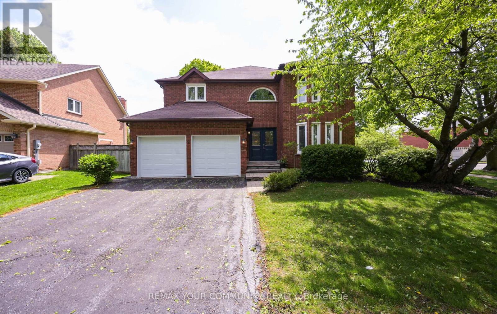 2 Ballard Crescent, Newmarket, Ontario  L3X 1S3 - Photo 1 - N13193714