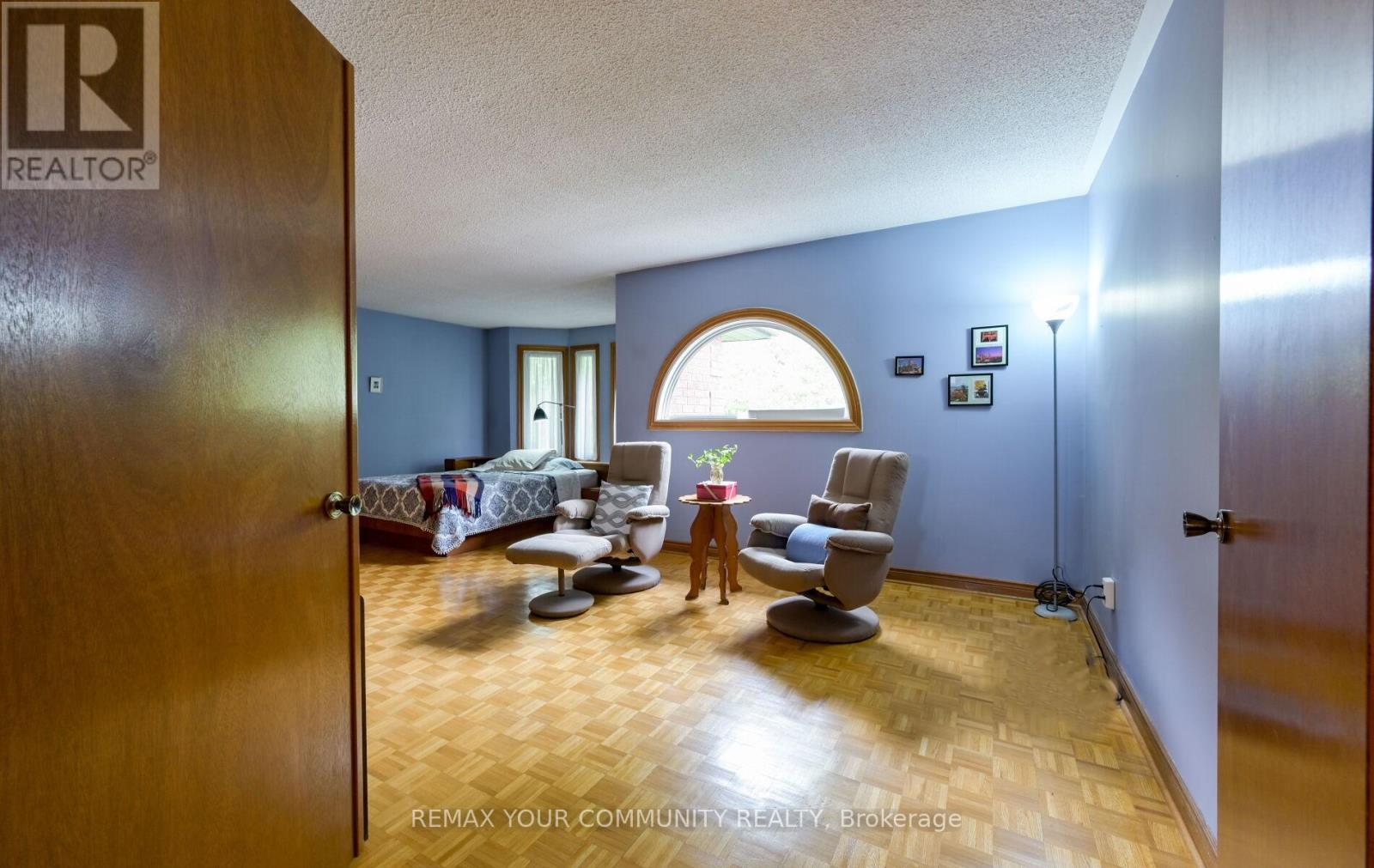2 Ballard Crescent, Newmarket, Ontario  L3X 1S3 - Photo 17 - N13193714
