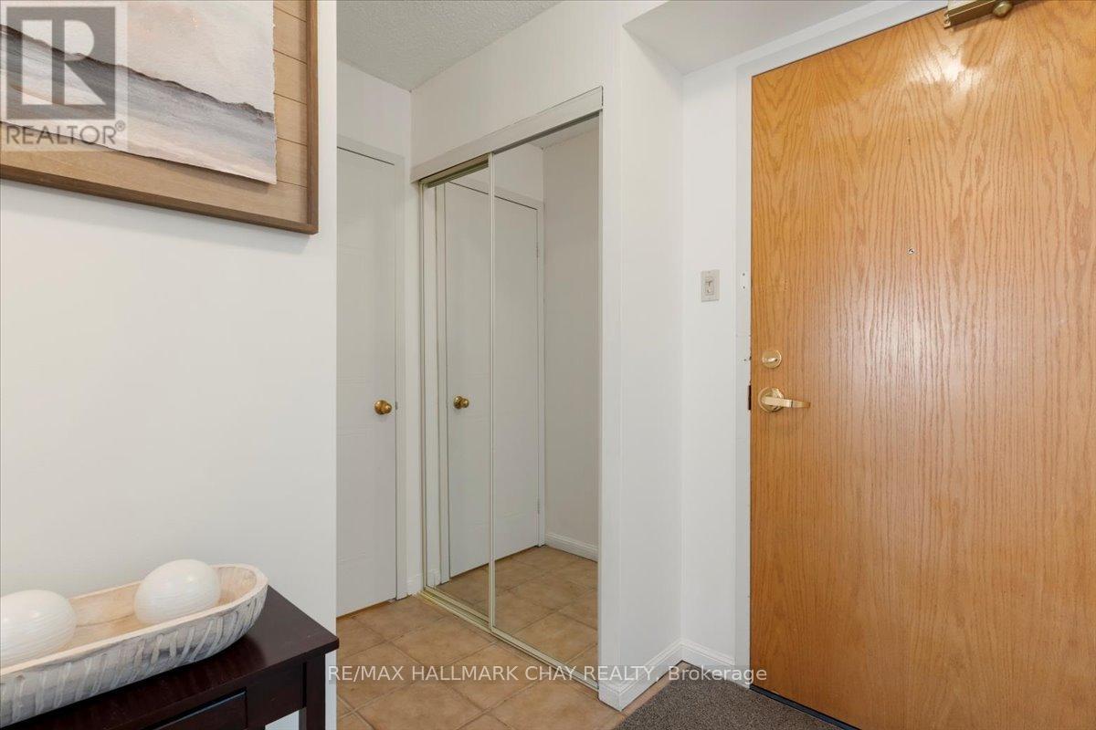 1107 - 75 Ellen Street, Barrie, Ontario  L4N 7R6 - Photo 11 - S13193380