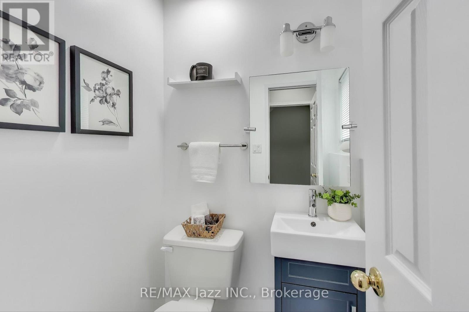 9 Maconnachie Place, Clarington, Ontario  L1C 4M4 - Photo 11 - E13193944