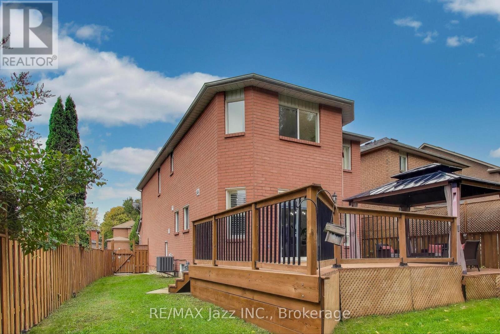9 Maconnachie Place, Clarington, Ontario  L1C 4M4 - Photo 31 - E13193944
