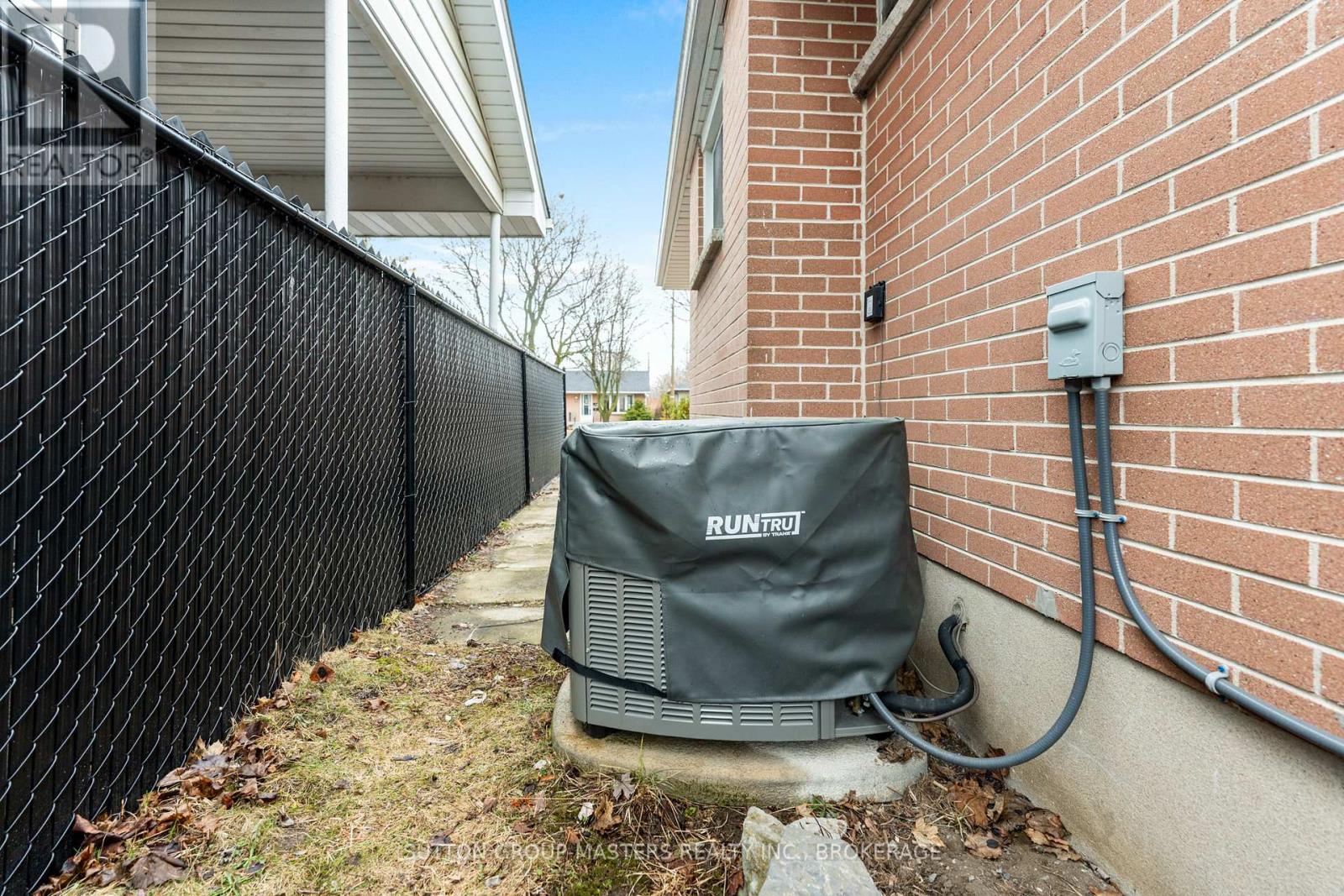 35 Holland Crescent, Kingston (Central City West), Ontario  K7M 2V7 - Photo 43 - X13193812